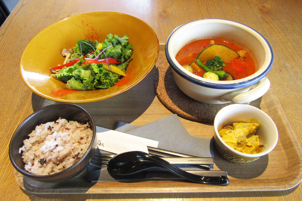 トマトスープカレー（Bセット）