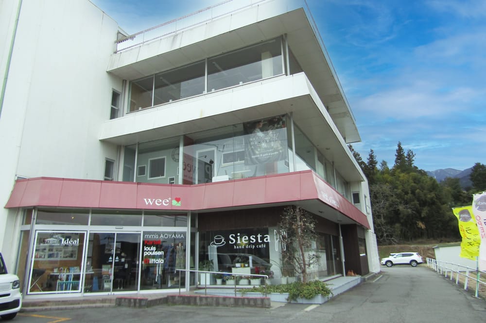 wee+ 外観
